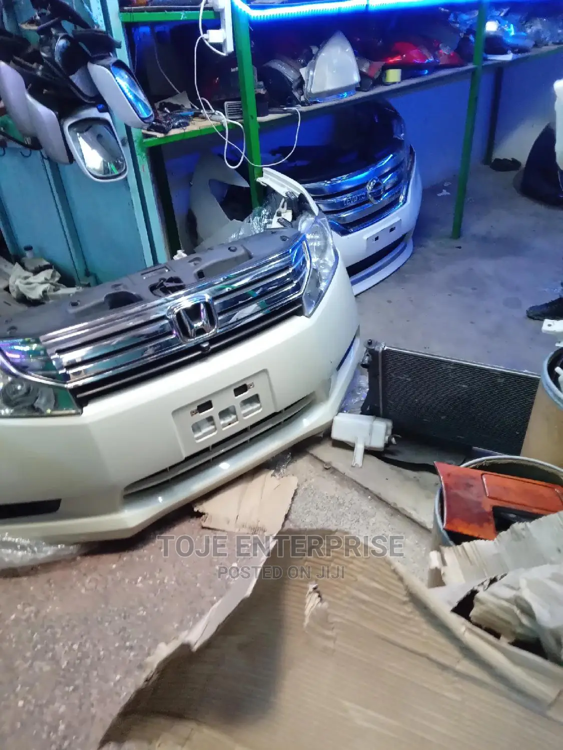Honda Stepwagon 2012 Nosecuts at Affordable Prices at 