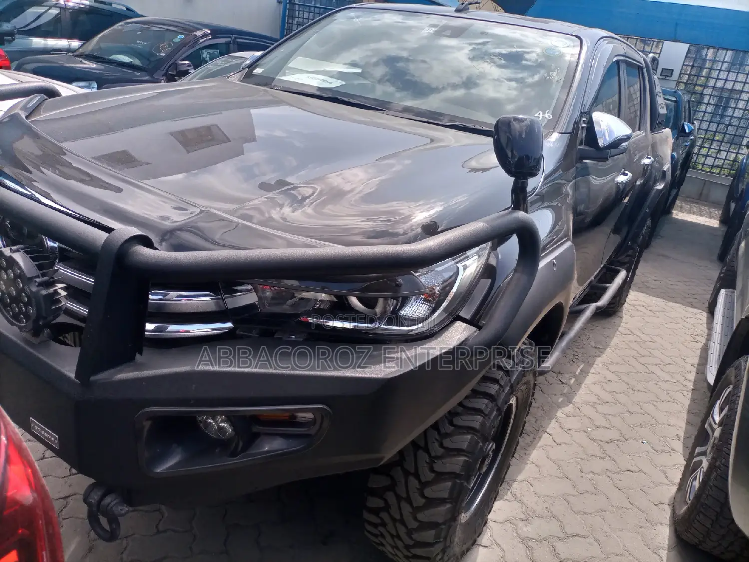 Toyota Hilux 2016 Black