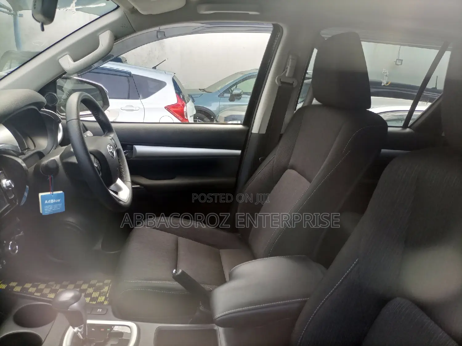 Toyota Hilux 2016 Black