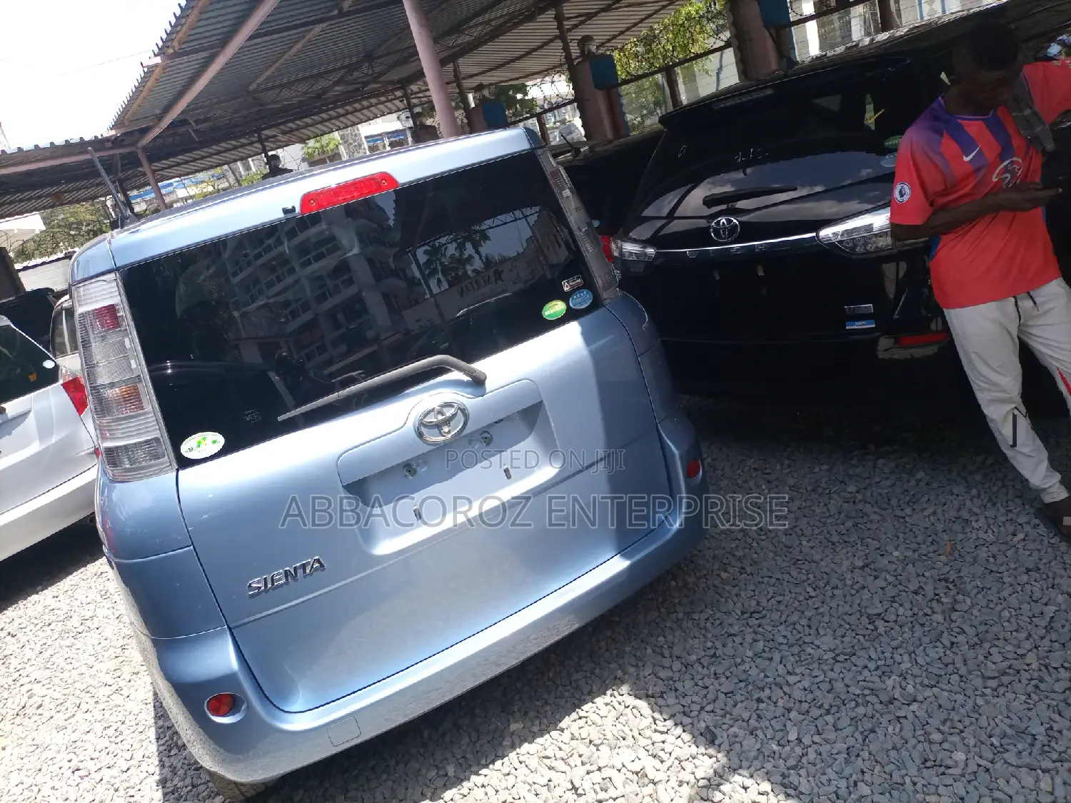 Toyota Sienta 1.5 AWD (6-Seater) 2016 Blue