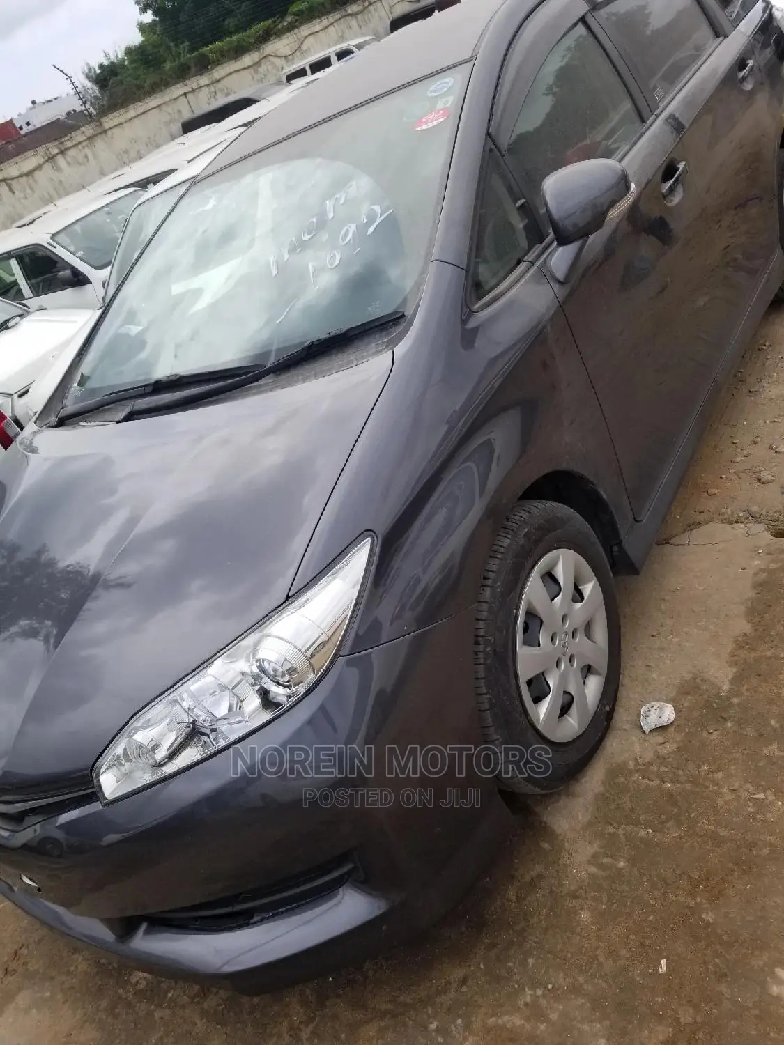 Toyota Wish 2014 Burgandy