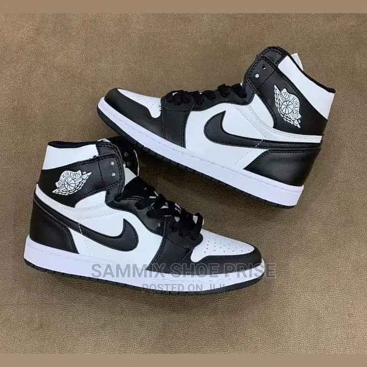 Jordan 1 Sneakers