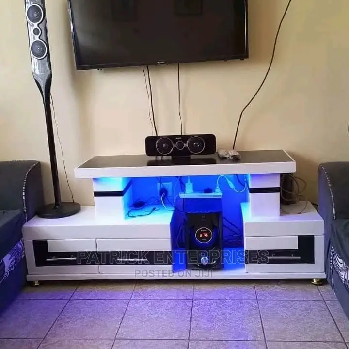 Morden TV Stands Can Hold 55" Tv