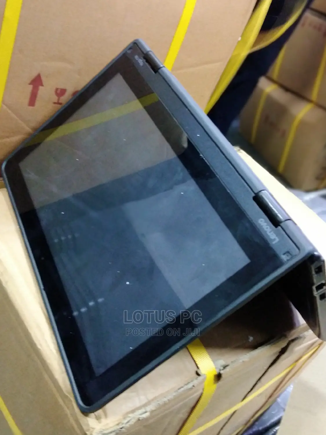 Laptop Lenovo Yoga 3 4GB Intel Celeron SSD 128GB