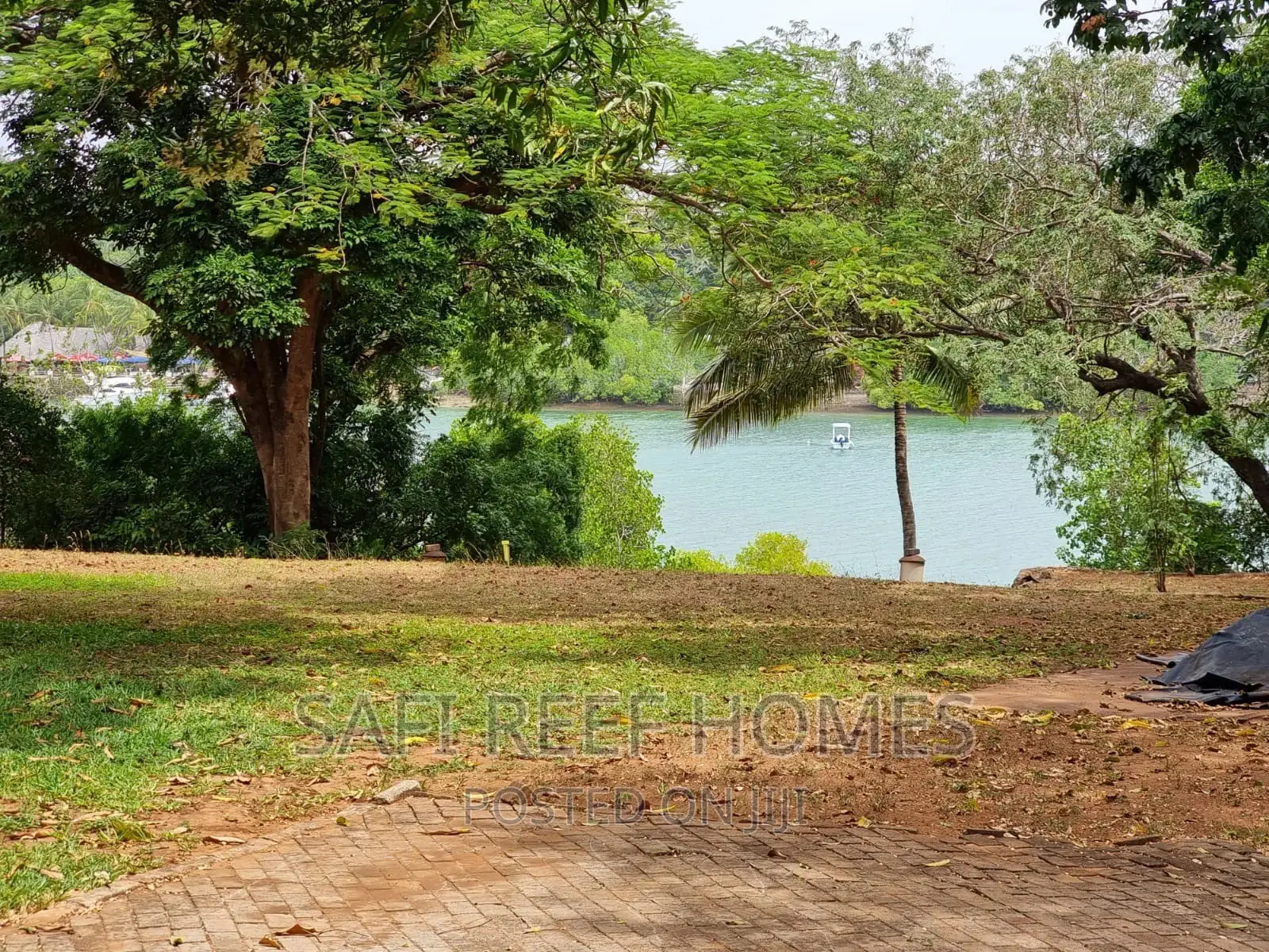 1acre Creek Property for Sale in Shanzu