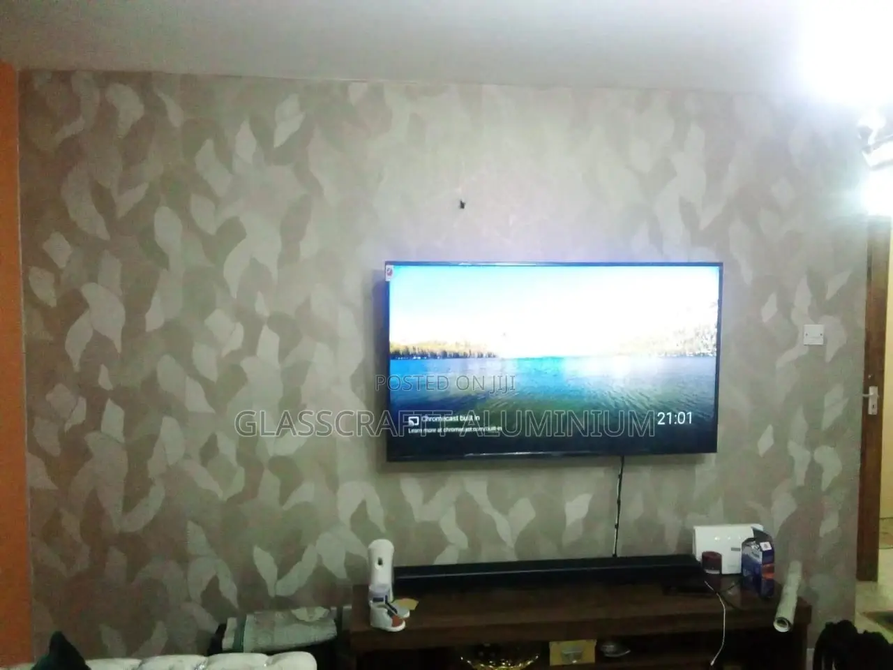 Fitted Wallpapers