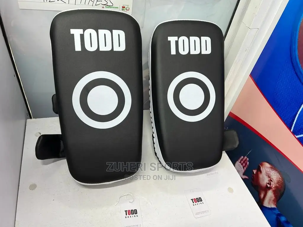 Foot Target Pad /Kickboxing Pad / Shin Kicking Pad