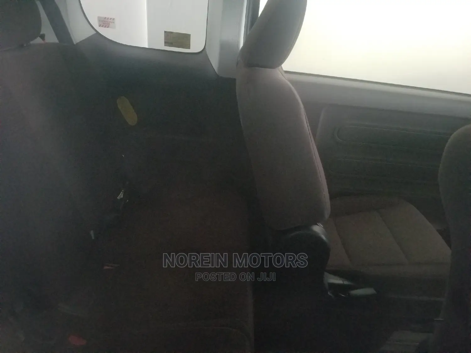 Toyota Spade 2014 1.5 Brown