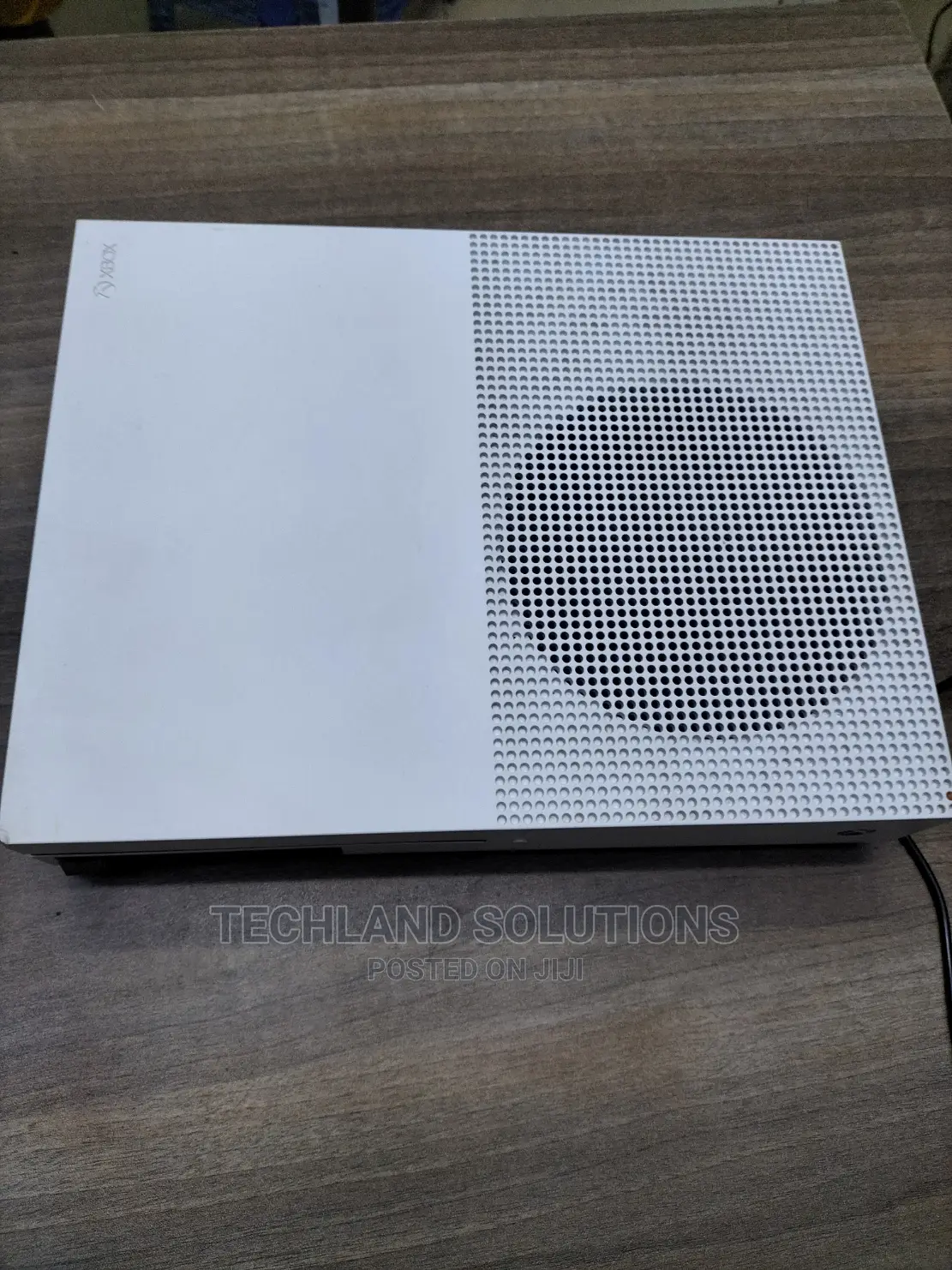 Xbox One S, 4 Months Old