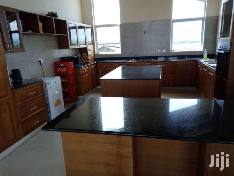 Furnished 4bdrm Villa in Kedong Sirwa, Naivasha for Sale