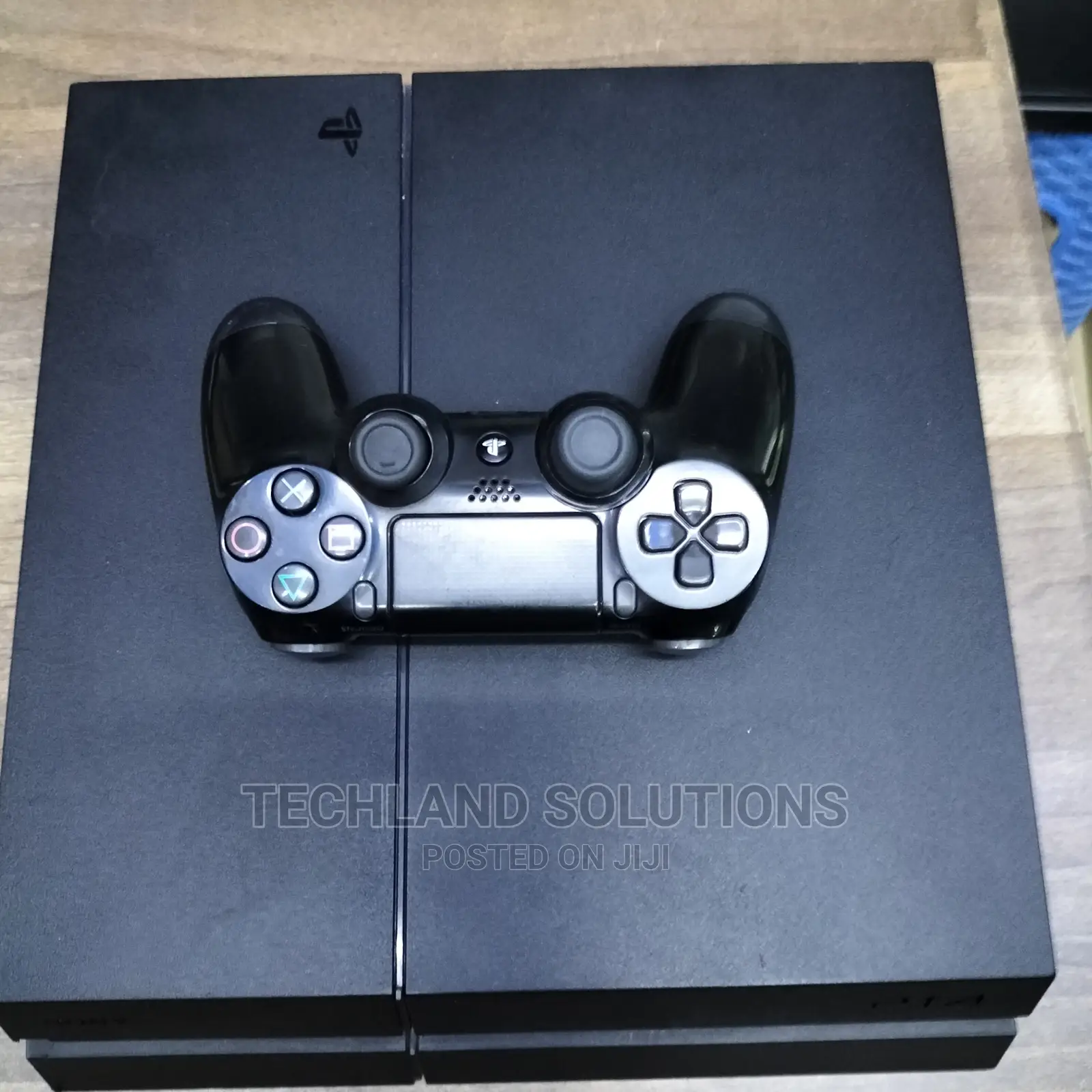 Playstation 4 Chipped Standard