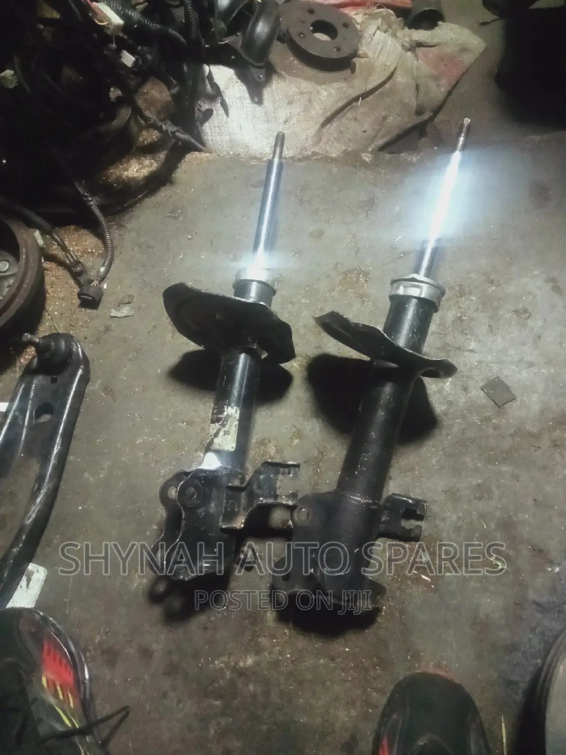 Front Shocks Nissan Wingroad,Nissan Ad