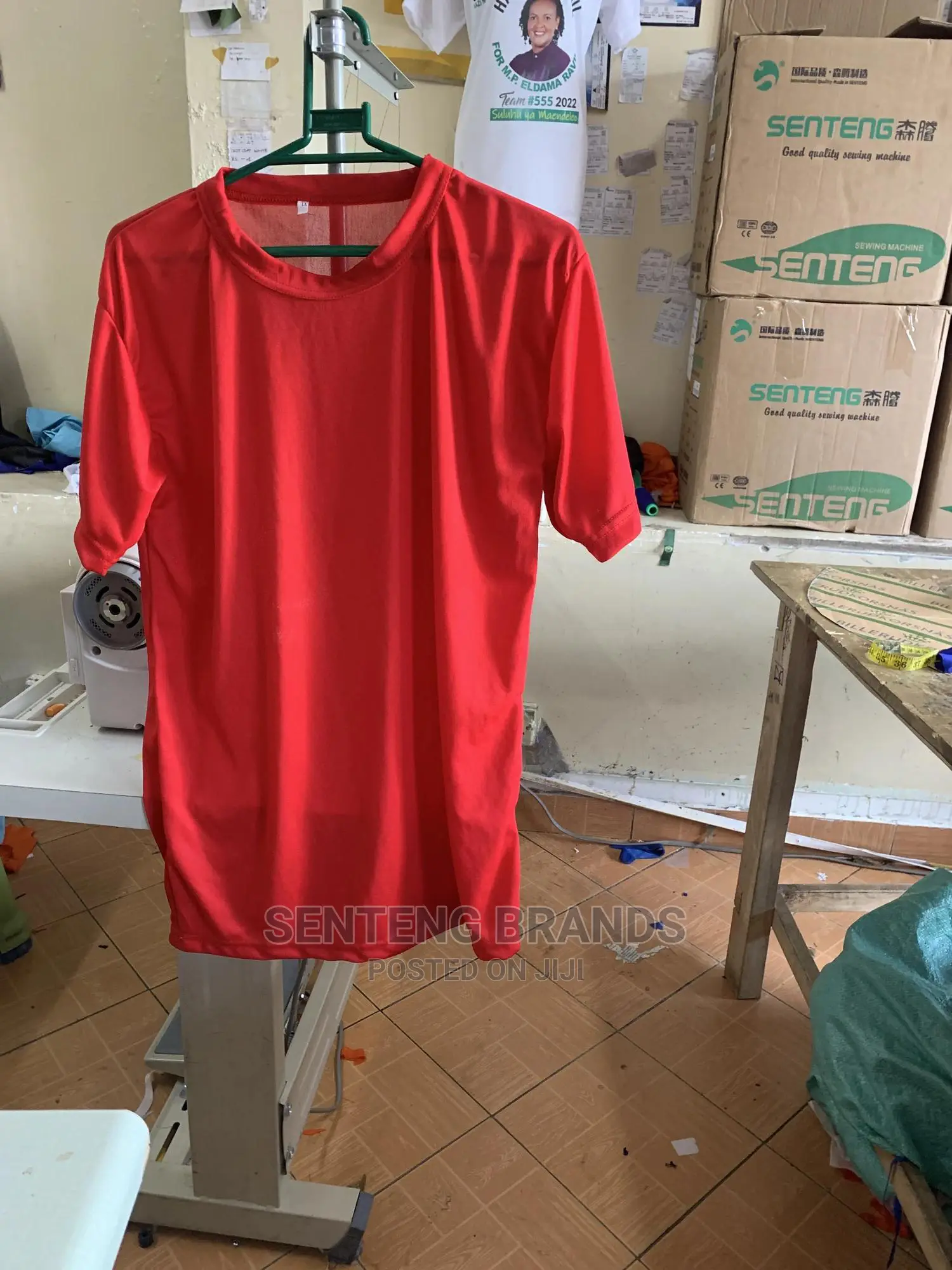 Plain Polyester Red Tshirt