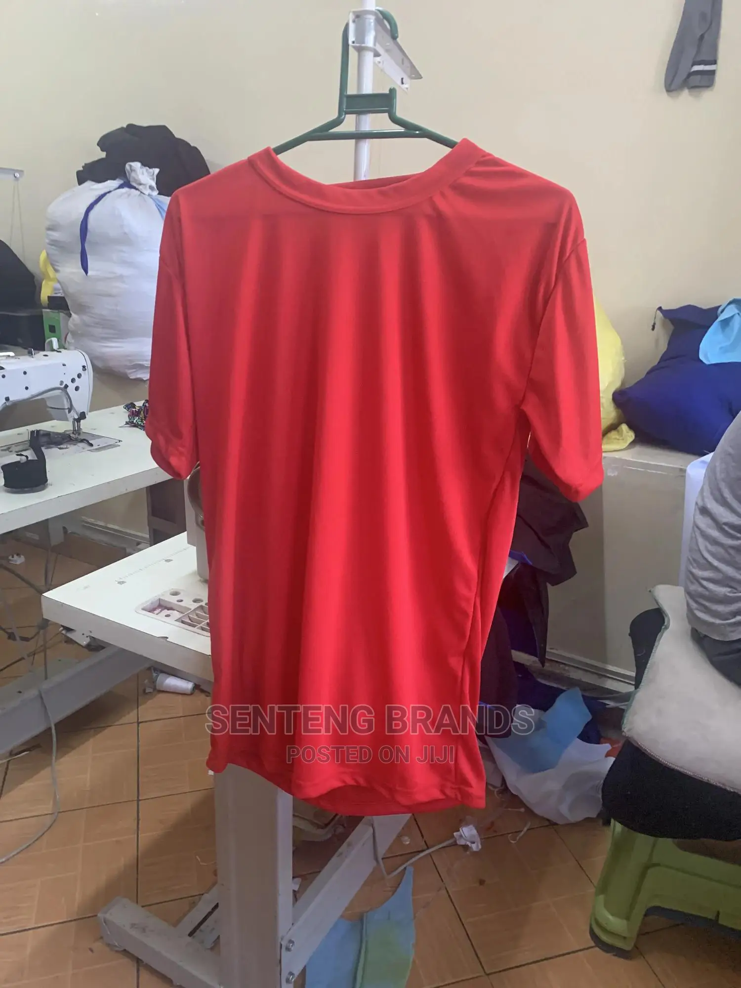 Plain Polyester Red Tshirt