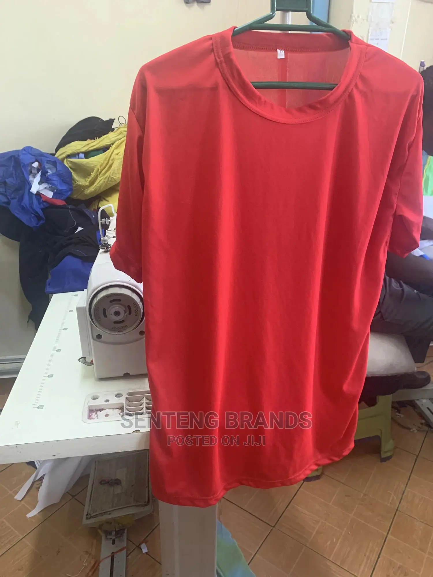 Plain Polyester Red Tshirt