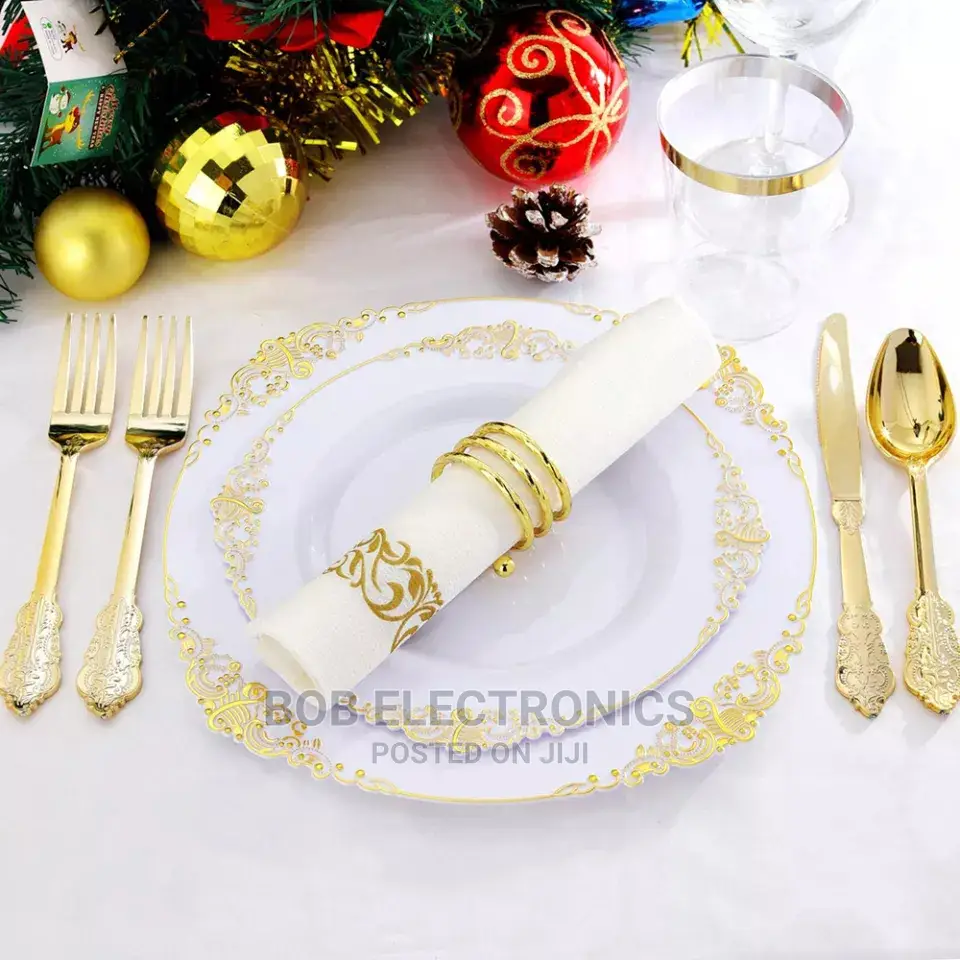 Acrylic Charger Plate With Gold Finishing