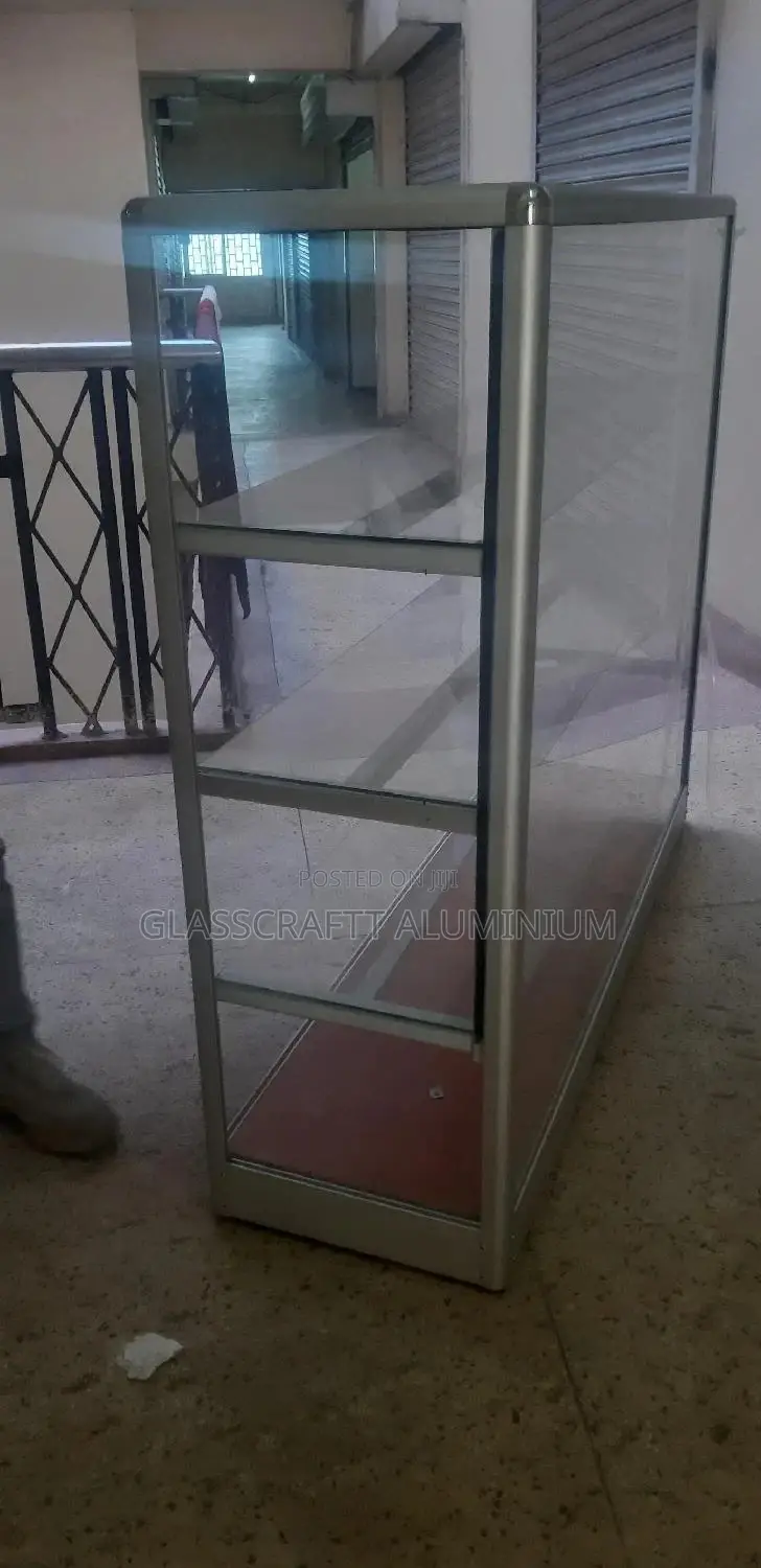 Premium Quality Aluminum Displays