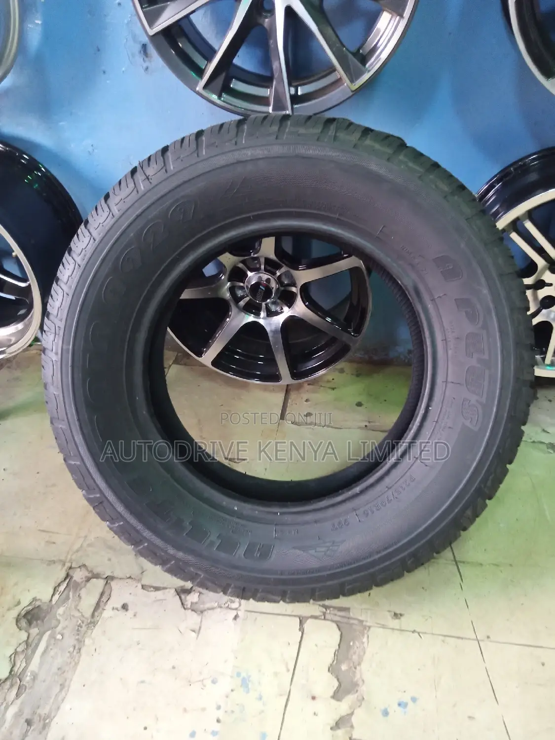 215/70r16 Aplus A/T