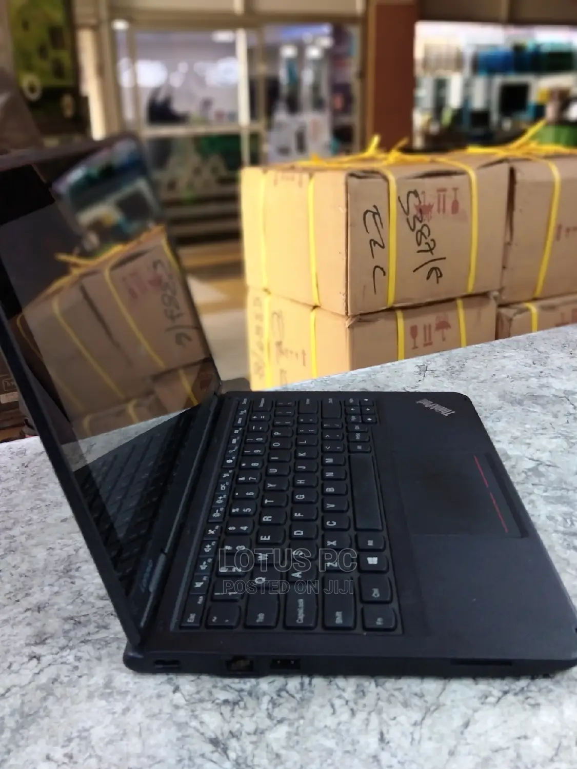 Laptop Lenovo Yoga 11e 4GB Intel Celeron SSD 128GB