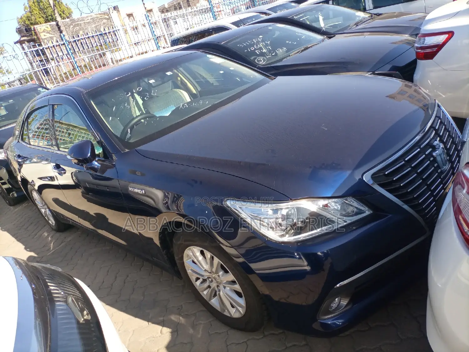 Toyota Crown 2015 Blue