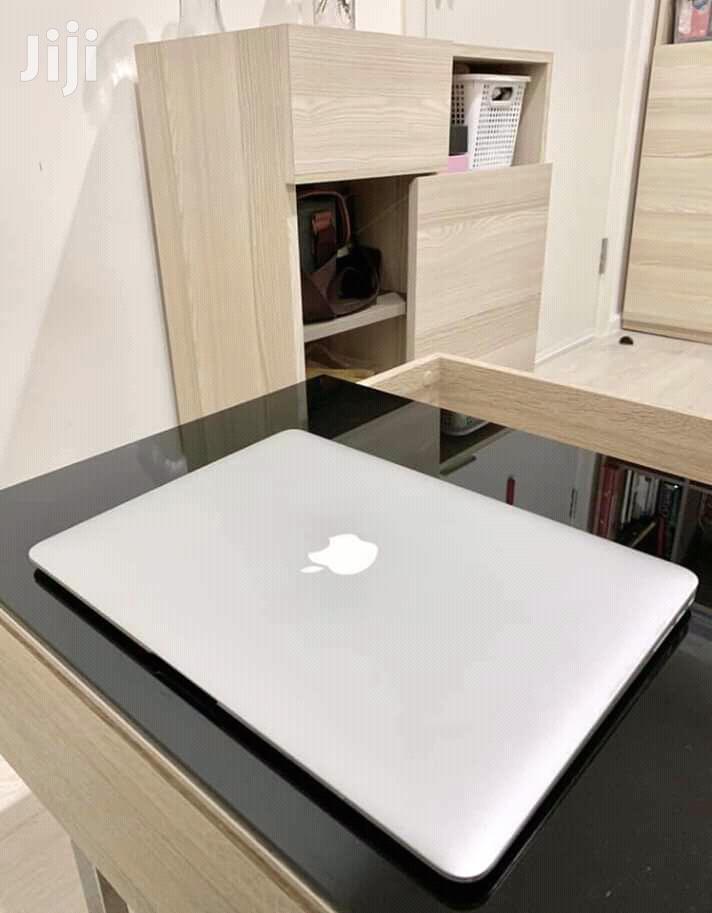 Laptop Apple MacBook Air 8GB Intel Core i5 SSD 256GB
