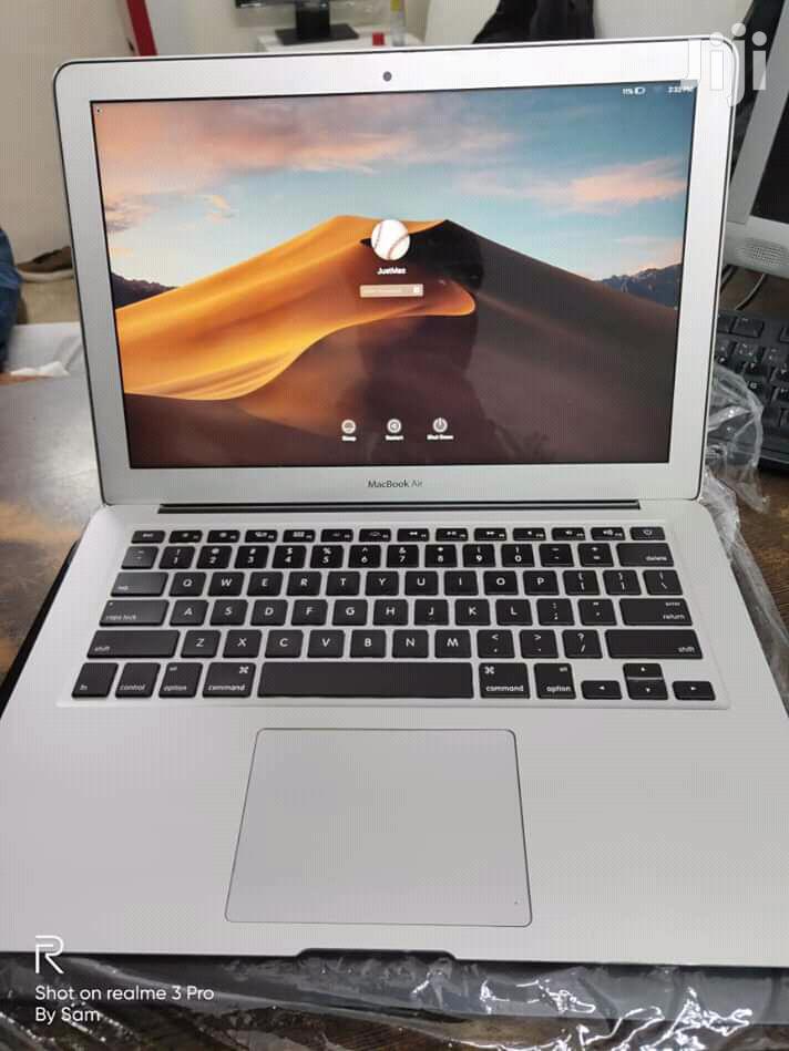Laptop Apple MacBook Air 8GB Intel Core i5 SSD 256GB