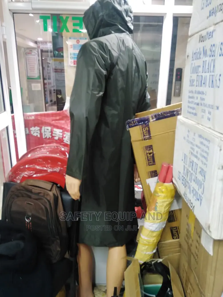 Safety Hub Raincoats