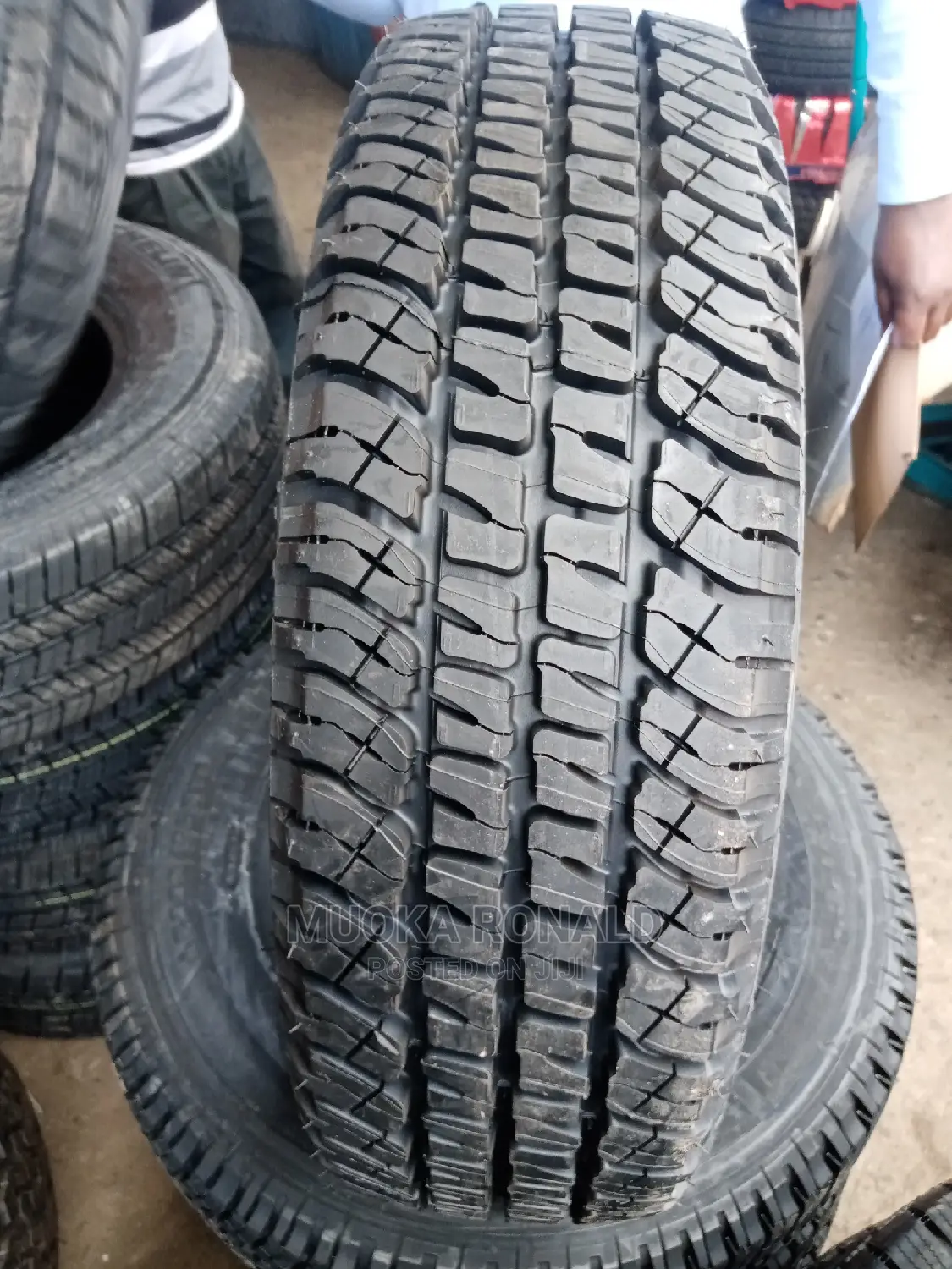 225/75r16 Michelin Tyre
