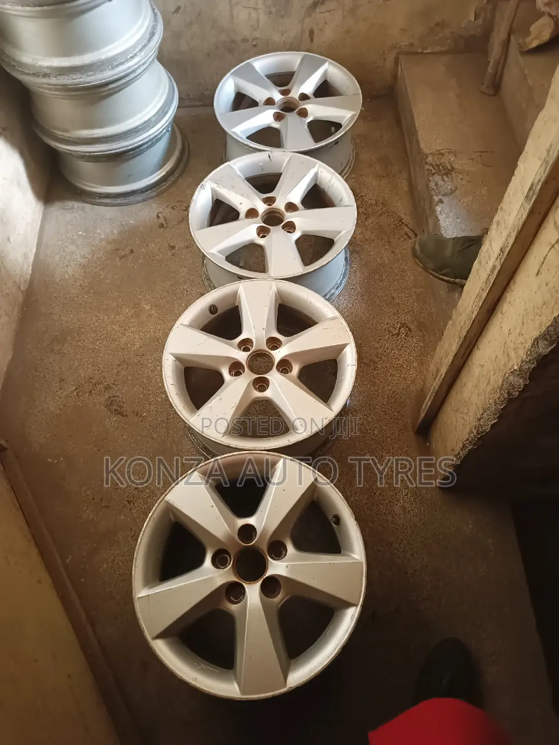 Toyota Vox Sport Rims Size 16