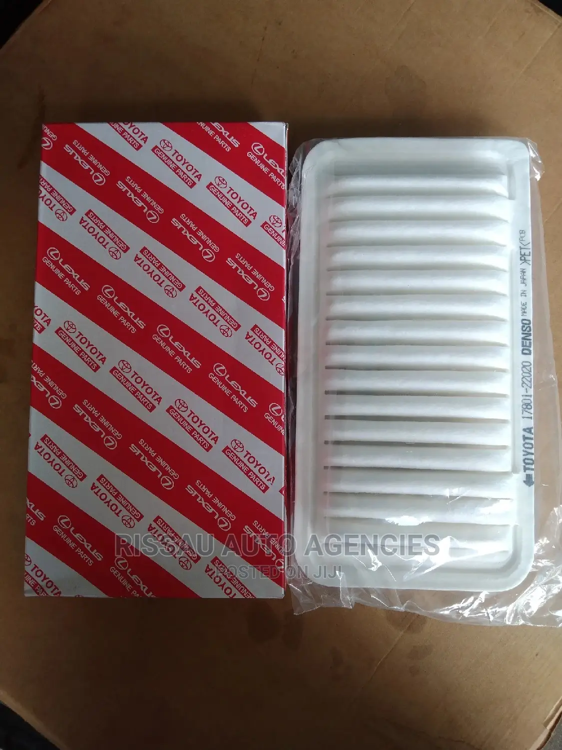 Toyota Genuine Air Cleaner 22020 for NZE/Noah/Premio