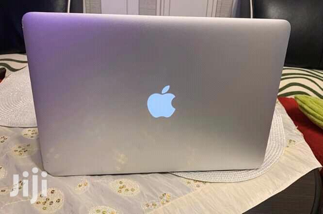 Laptop Apple MacBook Air 8GB Intel Core i5 SSD 256GB