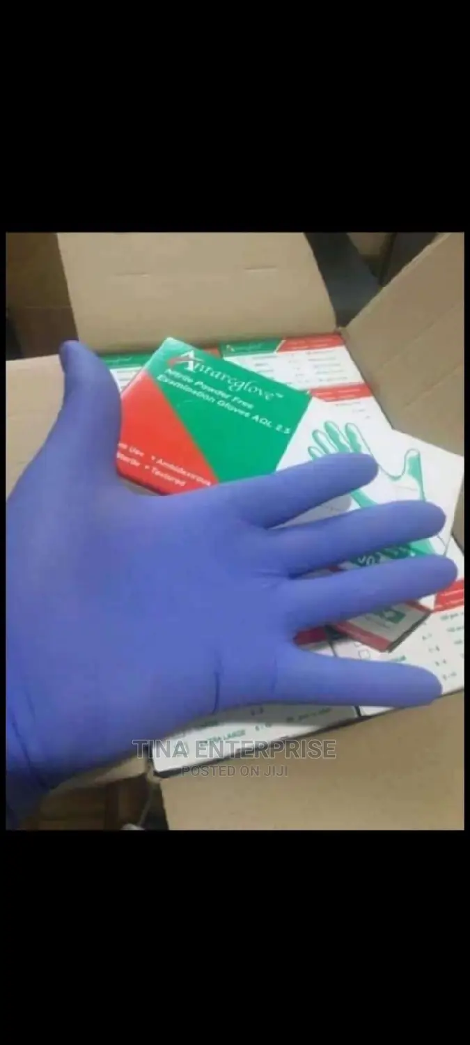 Nitrile Powderless Examination Gloves