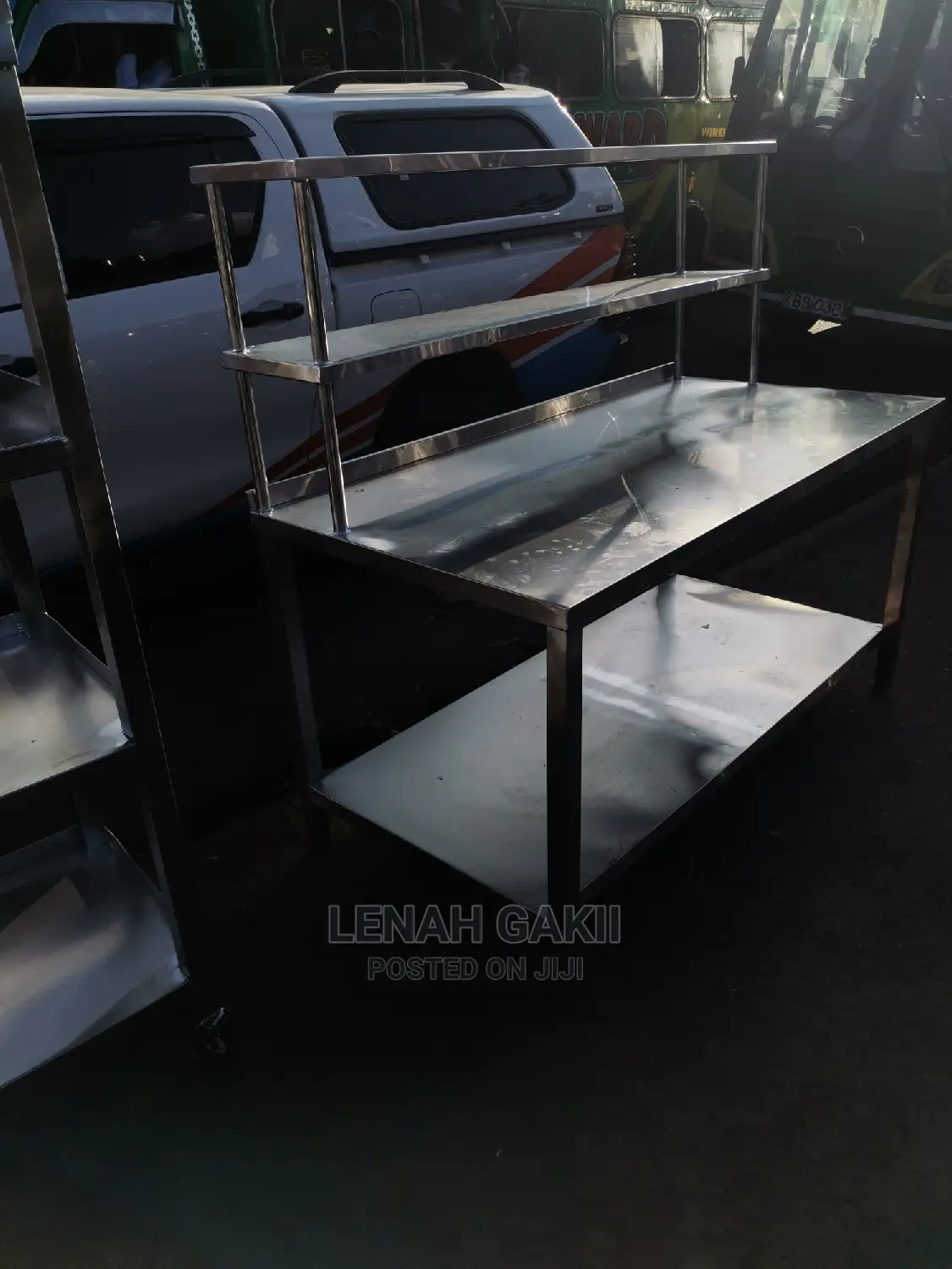 Working Table With Overlap