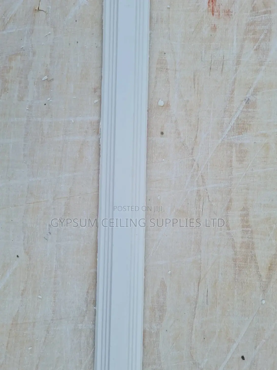 Gypsum Cornice Beading 50mm 2.4m