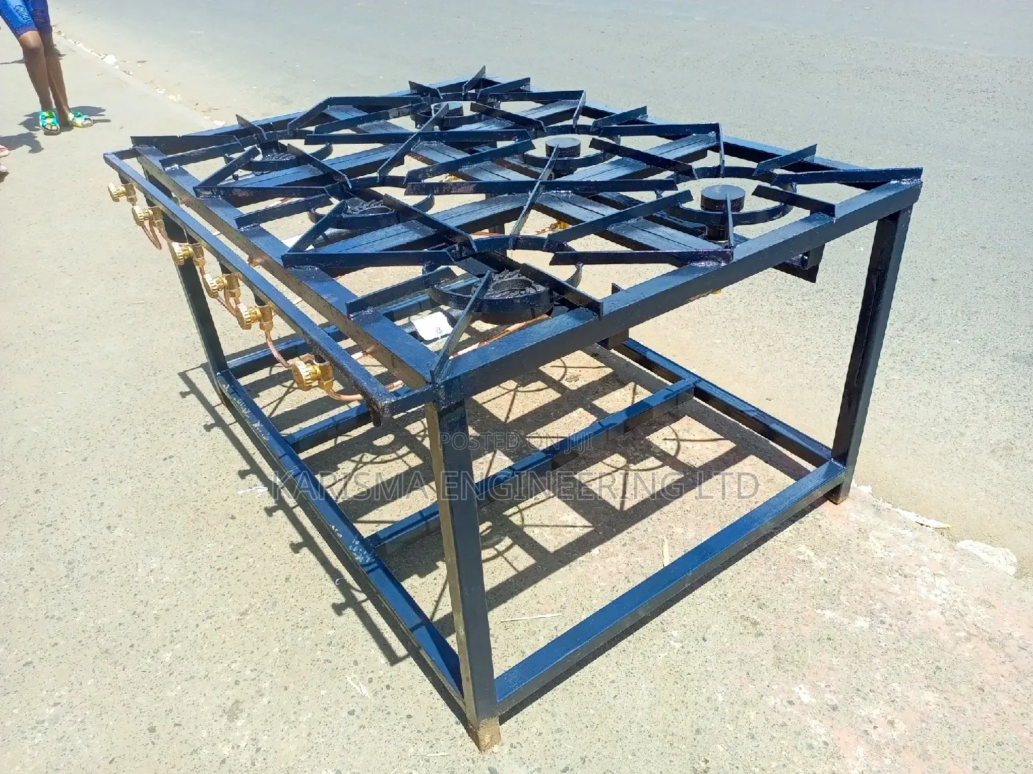 6 Burner Gas Cooker, 3 Low Pressure and 3 High Pressure