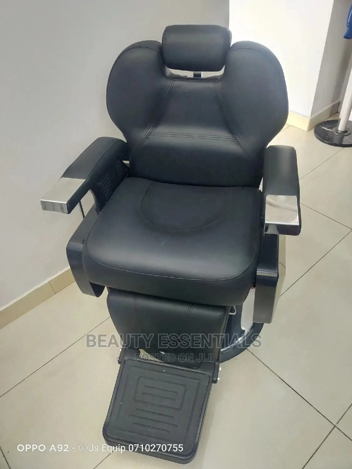 Black Jumbo Executive Chair