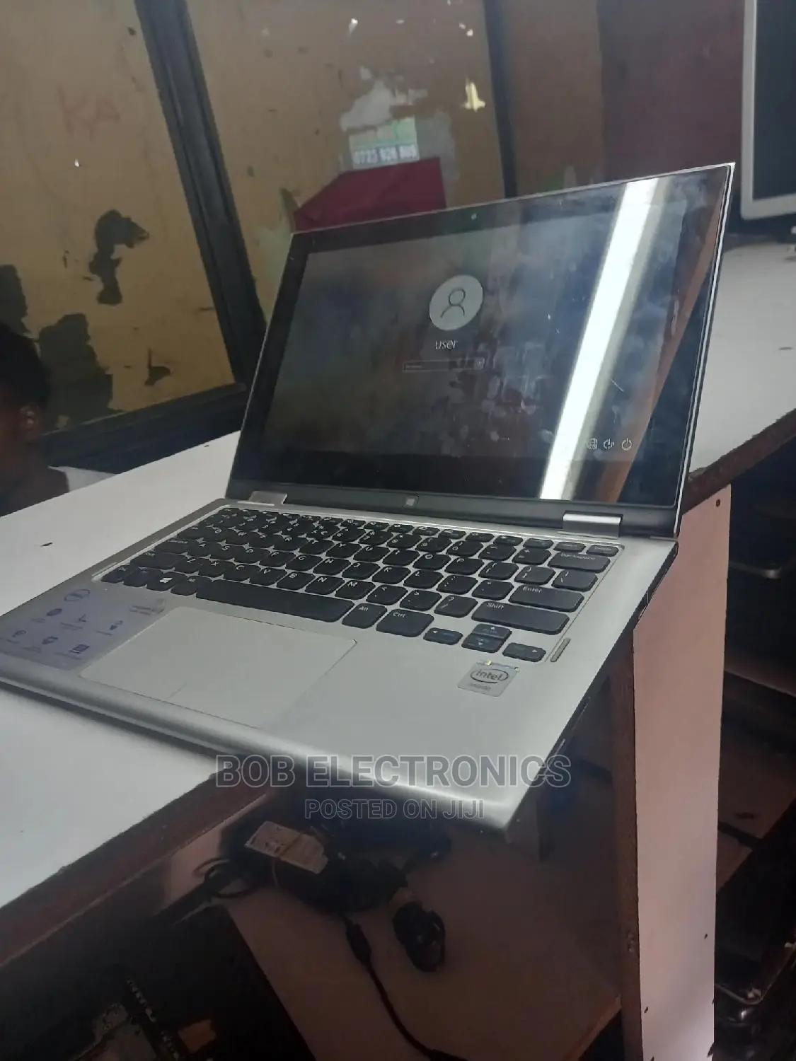 Laptop HP 15-Dy1031wm 4GB Intel Celeron 320GB