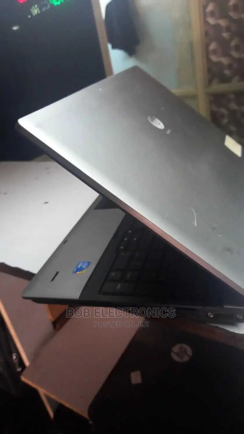 Laptop HP 14-Dq1088wm 4GB Intel Pentium 320GB