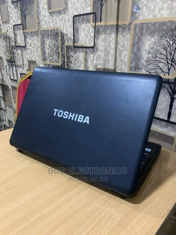 Laptop Lenovo 4GB Intel Pentium 320GB