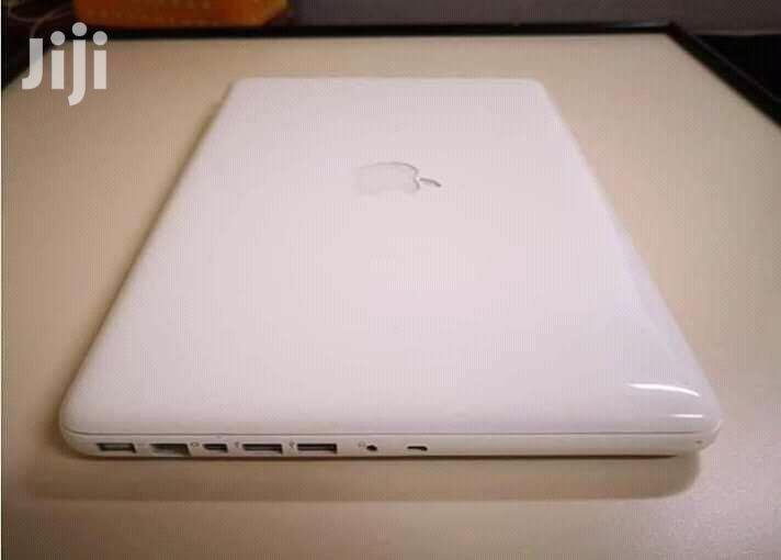 Laptop Apple MacBook 4GB Intel Core 2 Duo HDD 320GB