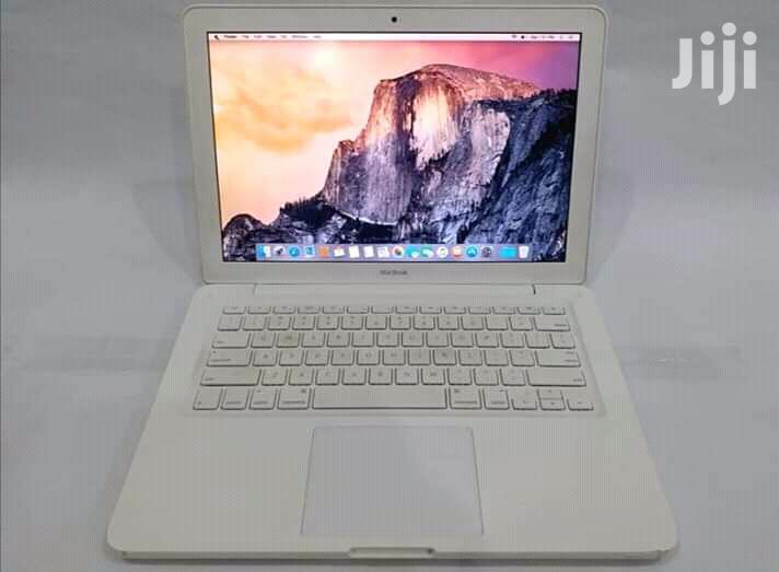 Laptop Apple MacBook 4GB Intel Core 2 Duo HDD 320GB