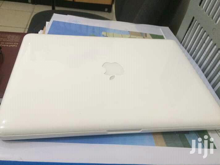 Laptop Apple MacBook 4GB Intel Core 2 Duo HDD 320GB