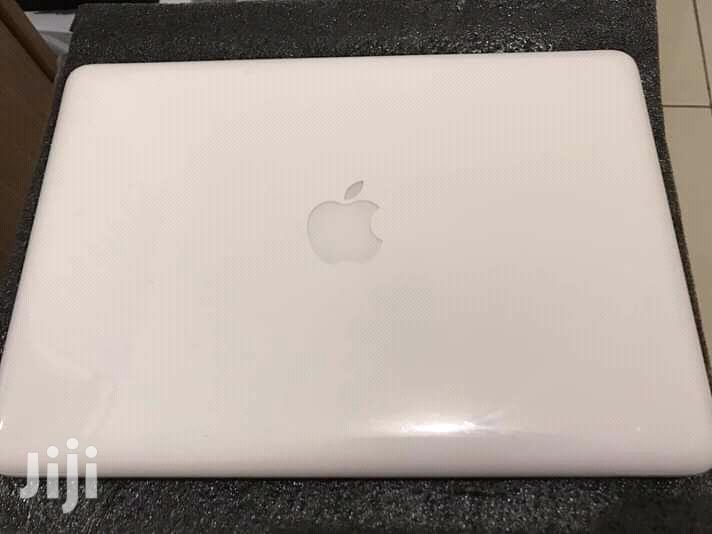 Laptop Apple MacBook 4GB Intel Core 2 Duo HDD 320GB