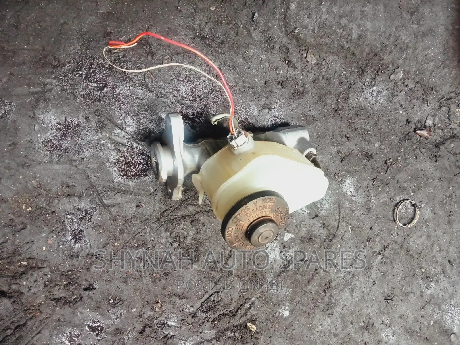 Brake Master Cylinder Toyota 100 and Toyota 102