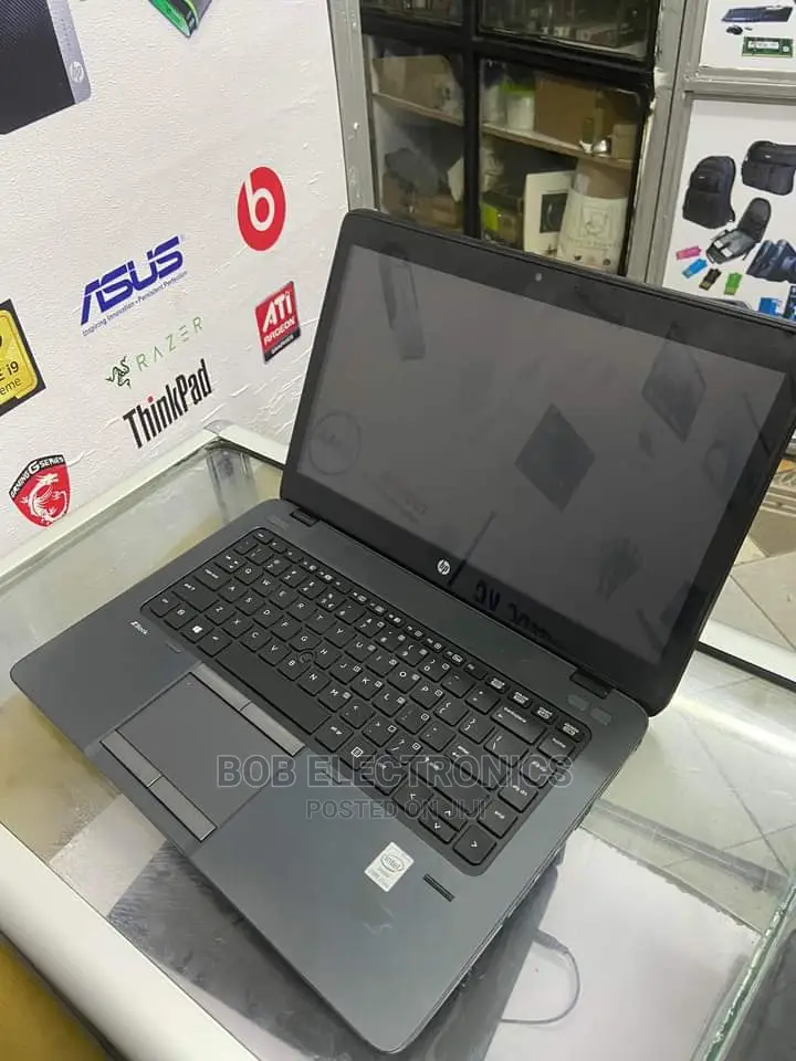 Laptop HP 14-Dq1088wm 4GB Intel Core I5 500GB