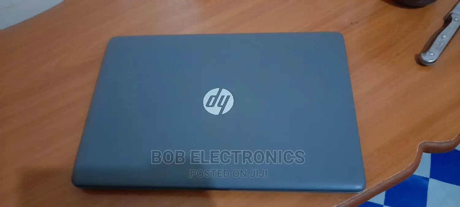 Laptop HP 15-Gw0023od Slim 4GB Intel Core I5 500GB