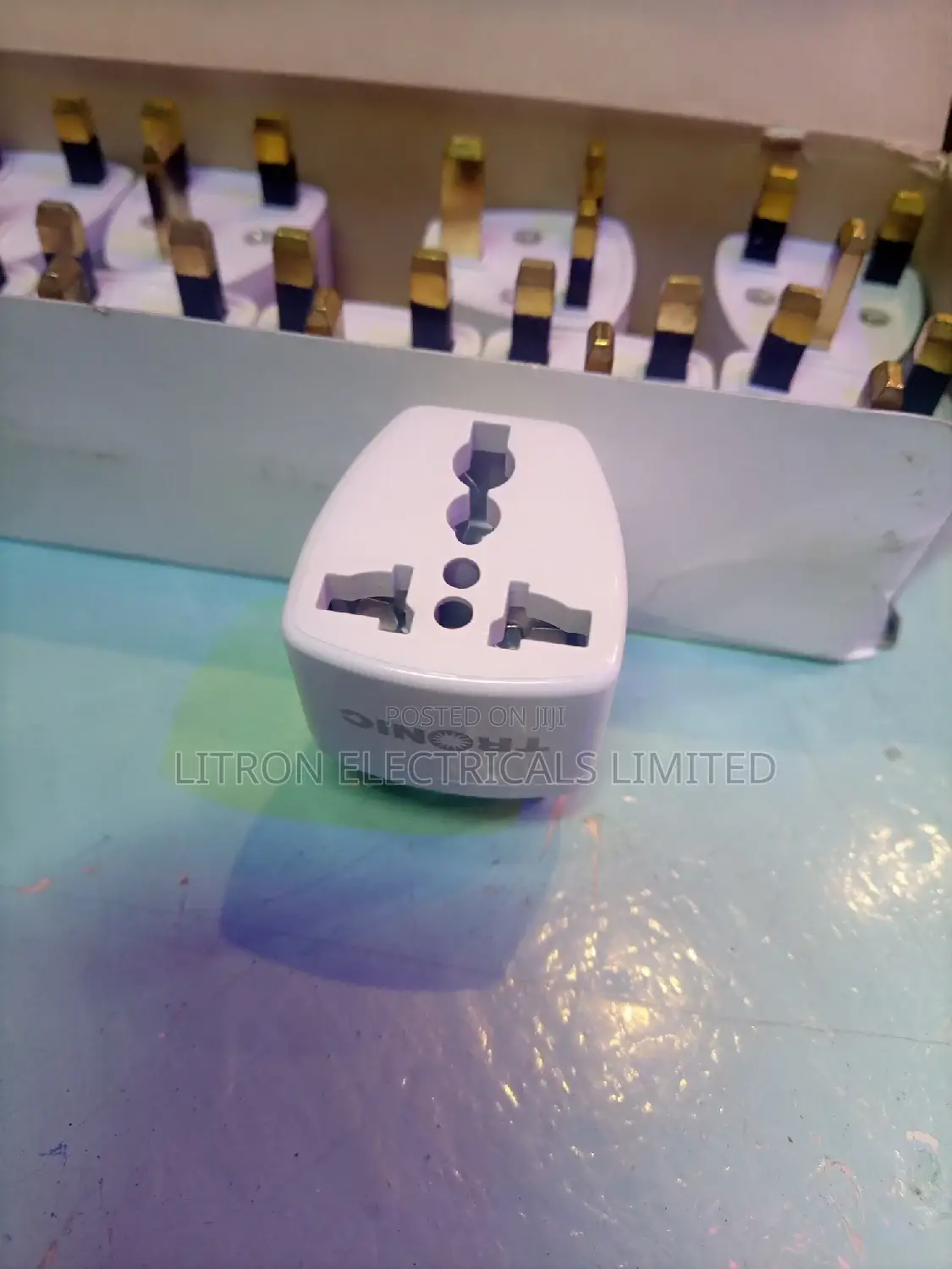 Travel Adapters 4A Tronic