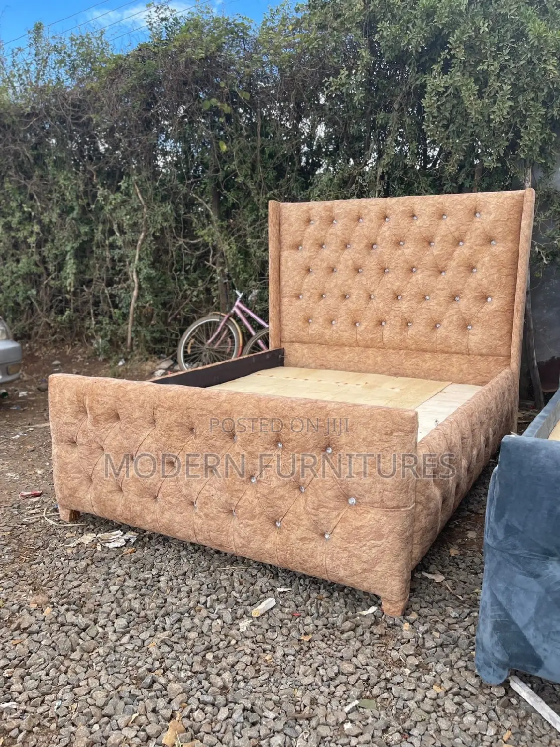 5/6 Bed/ Tufted Bed/Bed