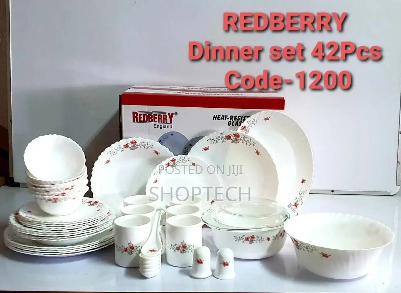 42 Pieces Redberry Dinner Set