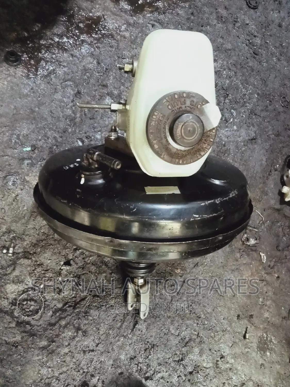 Brake Booster and Master Cylinder Toyota Mark X